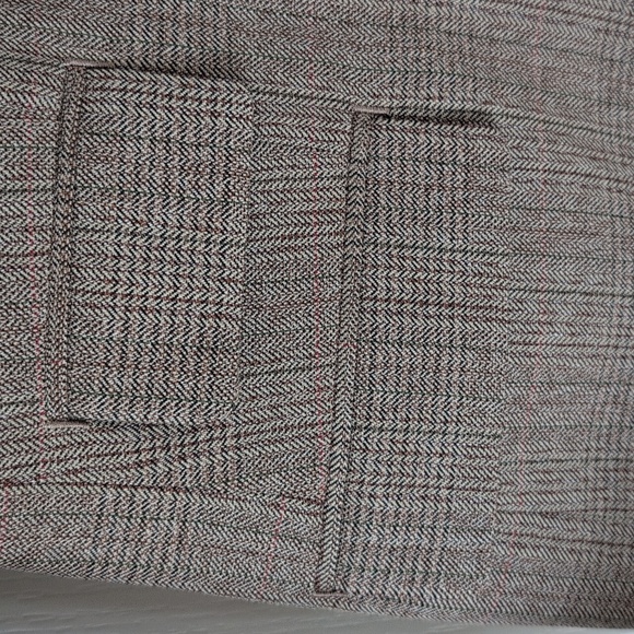 Banana Republic Lido downtown plaid (fall 2023) - Picture 3 of 7